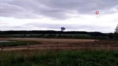 savas ucagi -  - Rusya'da Su-24 tipi savaş uçağı düştü Videosu