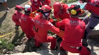 deprem -  AKUT'tan gönüllülerine gerçeği aratmayan arama ve kurtarma eğitimi Videosu