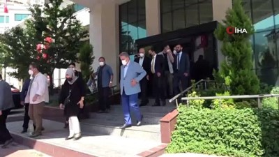  Kurtulmuş: 'Türkiye’nin dışında hiçbir yerde afetlerden medet uman bir muhalefet anlayışı yoktur' Videosu