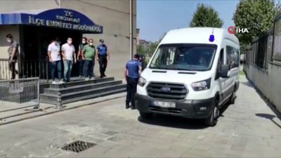 saldiri -  Sultangazi’de polislere saldıran 8 kişi adliyeye sevk edildi Videosu