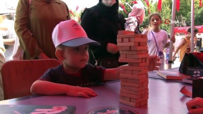  Sultangazili çocuklar okulların açılmasına sayılı günler kala doyasıya eğlendi