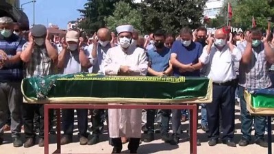 cenaze namazi -  14 yaşındaki çocuğun katlettiği ailesi son yolculuğuna uğurlandı Videosu