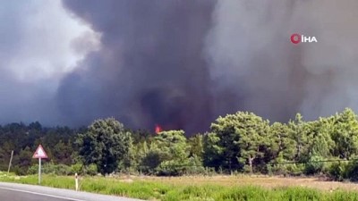 helikopter -  Antalya’nın Gündoğmuş ilçesinde dağlık alanda çıkan yangını söndürme çalışmaları devam ediyor Videosu