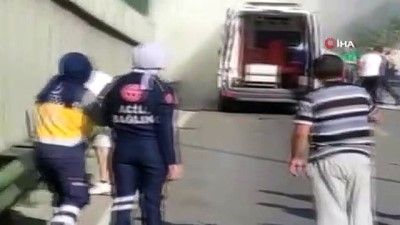 saglik gorevlisi -  Görev yaptığı ambulans alev alınca gözyaşlarına boğuldu Videosu