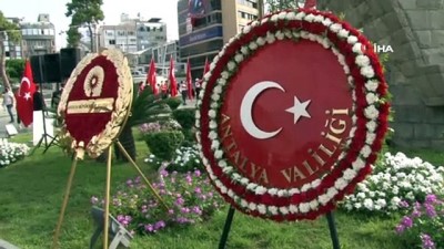 istiklal marsi -  30 Ağustos Zafer Bayramı çelenk ve geçit töreniyle başladı Videosu