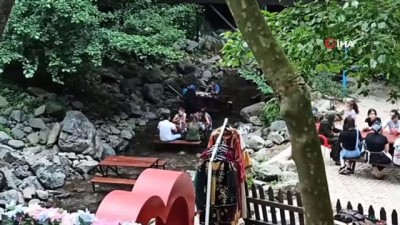 yabanci turist -  Sıcaktan bunalanlar Sudüşen şelalesinde serinliyor Videosu