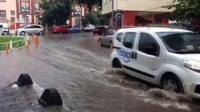  Tekirdağ'da kuvvetli yağış hayatı felç etti Videosu