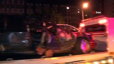  İzmir'de feci kaza: 5 yaralı Videosu