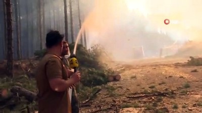 itfaiyeciler -  - Azerbaycanlı muhabir ve kameraman alevlerin arasında kalmaktan son anda kurtuldu Videosu
