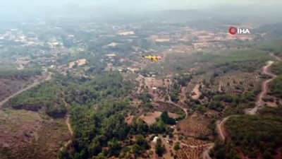 helikopter -  Köyceğiz yangınına müdahale sürüyor; uçakların biri gidip, biri geliyor Videosu