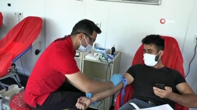 kan bagisi -  'Pandemi döneminde kan vermekten korkmayın' Videosu