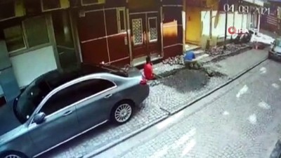 kanalizasyon calismasi -  Zeytinburnu’nda kazı çalışması sırasında patlama kamerada Videosu