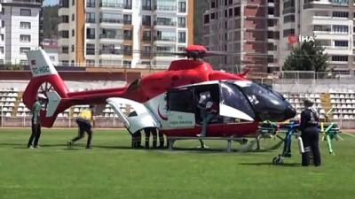 yasli kadin -  Ağır yaralanan kadın ambulans helikopterle hastaneye yetiştirildi Videosu