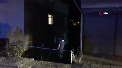kiz kardes -  Ailesiyle gözaltına alınmıştı, evinde iple asılı halde bulundu Videosu