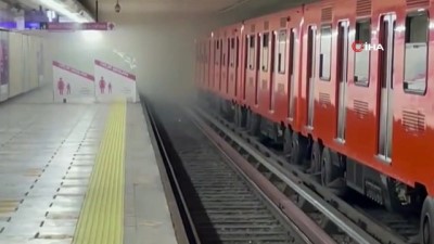 bisiklet -  - Mexico City metrosunda yangın paniği Videosu