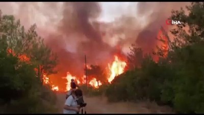 ormanli -  Muğla’da gecenin karanlığını alevler aydınlatıyor Videosu