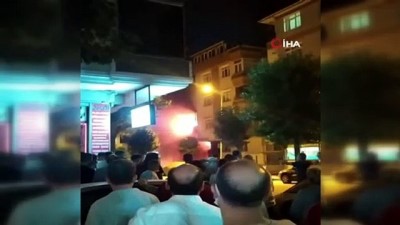 dogalgaz patlamasi -  Avcılar'da doğalgaz patladı, mahalleli sokağa döküldü Videosu