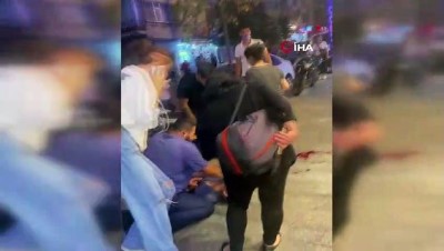 sigara izmariti -  İstanbul’da korkunç cinayet kamerada: İzmarit kavgasında çakıyla kalbinden bıçakladı Videosu