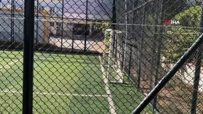 futbol -  Maçta devrilen kale direği 6 yaşındaki Tarık'ı hayattan kopardı Videosu