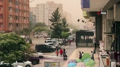 gard -  Mardin’de toz bulutu rüzgarla birlikte hayatı olumsuz etkiledi Videosu