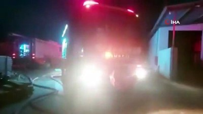 mobilya -  Mobilya fabrikasının deposu alev alev yandı Videosu