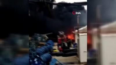 fabrika -  Niğde'de boru fabrikasında yangın Videosu