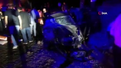 acil servis -  Van'da otomobiller kafa kafaya çarpıştı: 10 yaralı Videosu
