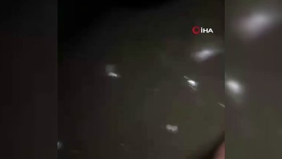siddetli yagis -  - ABD’de su basan asansörde kalan gençler son anda kurtuldu Videosu