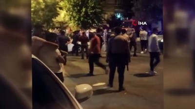dugun konvoyu -  Ambulansla otomobil çarpıştı, sağlık çalışanları yaralandı Videosu
