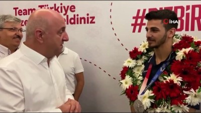 olimpiyat - Olimpiyatlarda tarih yazan Eray Şamdan yurda döndü Videosu