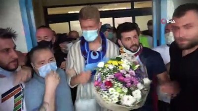 futbol - Trabzonspor'un yeni transferi Cornelius'a coşkulu karşılama Videosu