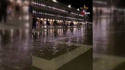 euro -  - Venedik'in ünlü Piazza San Marco Meydanı’nı su bastı Videosu